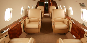 Bombardier Challenger 300 view for Nashville charter