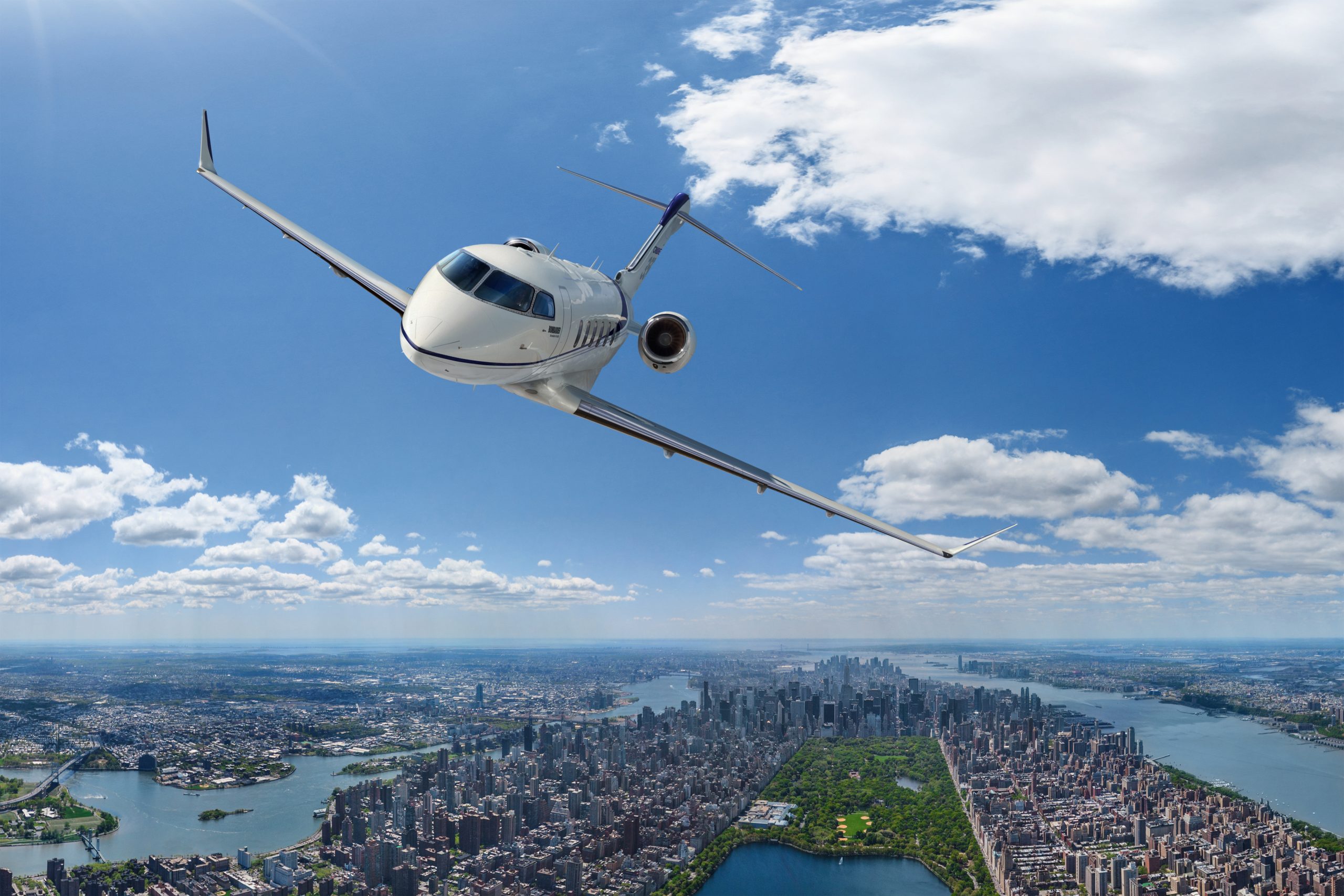Bombardier Challenger 350 super midsize jet for Nashville charter