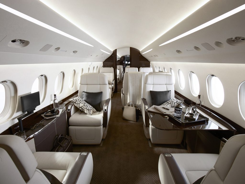 Dassault Falcon 2000LXS view for Nashville charter