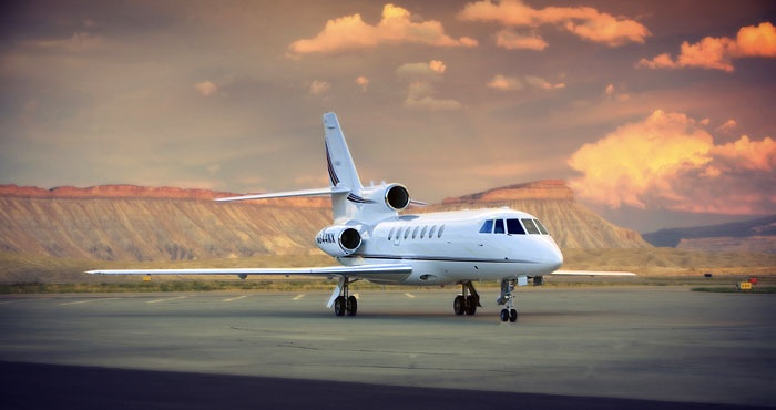 Dassault Falcon 50 cabin for Nashville charter