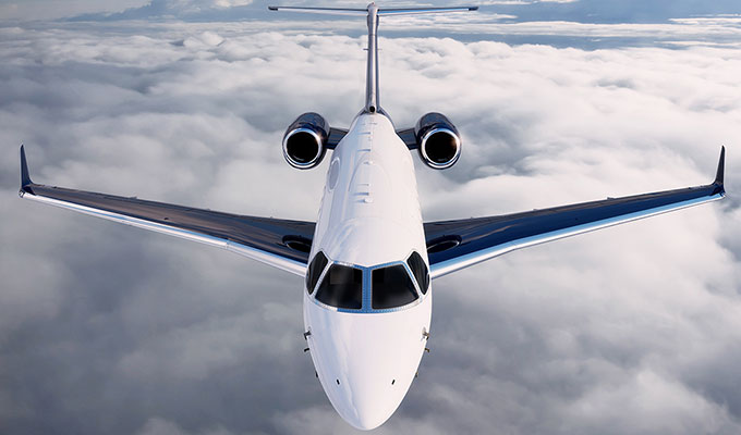 Embraer Legacy 450 cabin for Nashville charter