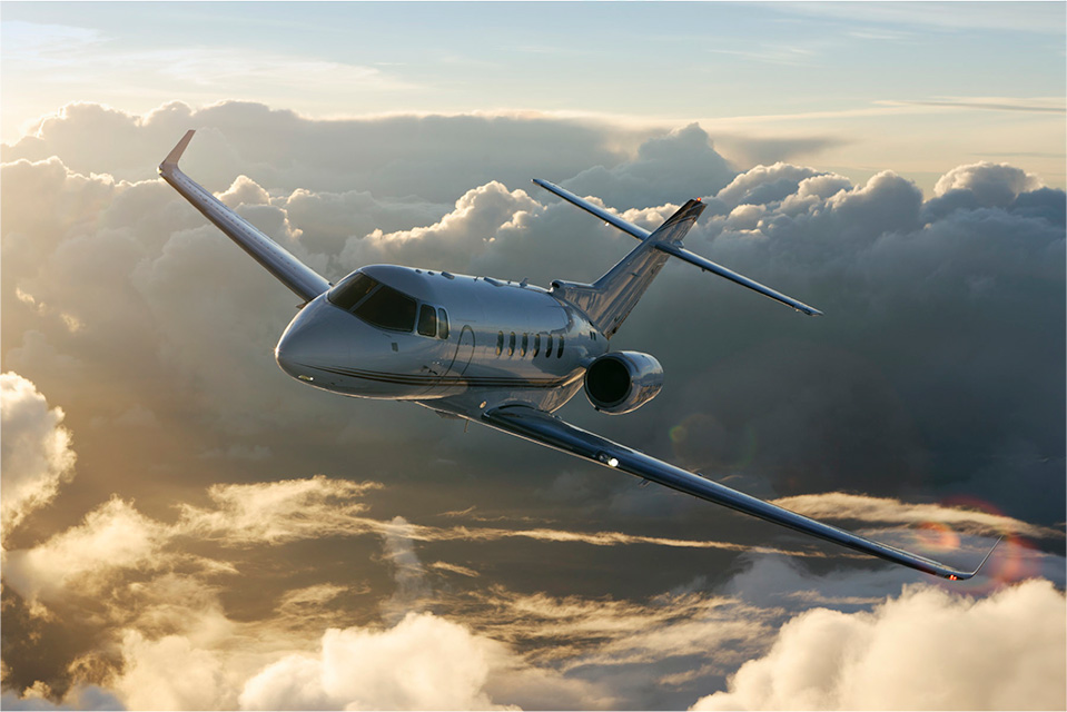 Hawker 900XP cabin for Nashville charter